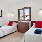 Puerto Chico M Apartment *